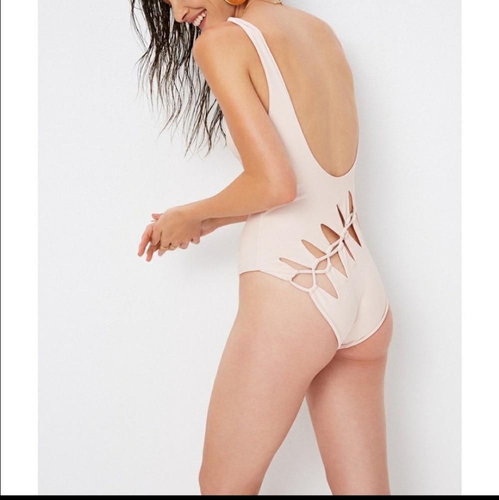 NWT Tularosa blush color swimsuit - Picture 2 of 6